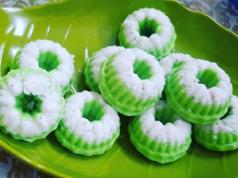 Mau Bikin Kue Putu Ayu Yang Manis Dan Lezat Nih Resepnya 3655